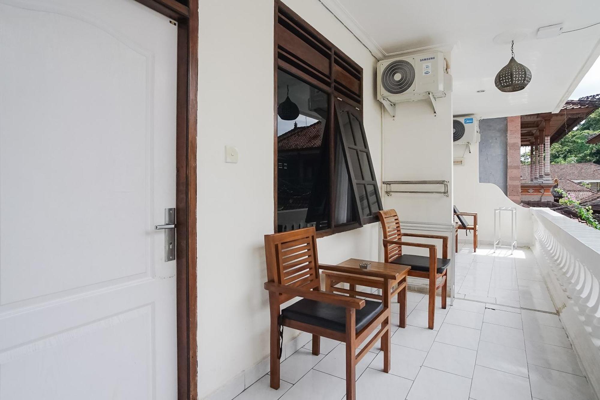 City Garden Bali Dwipa Hotel, Kuta Kuta  Exterior photo