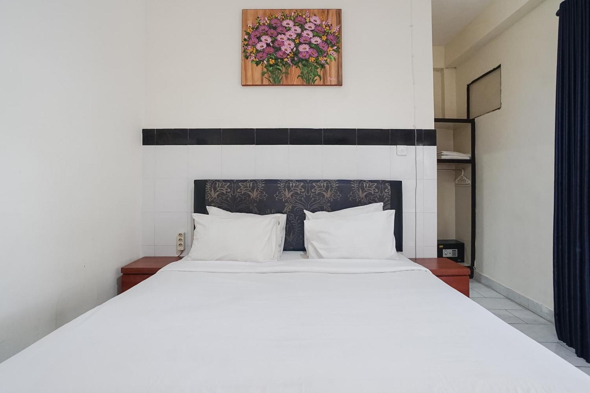 City Garden Bali Dwipa Hotel, Kuta Kuta  Exterior photo