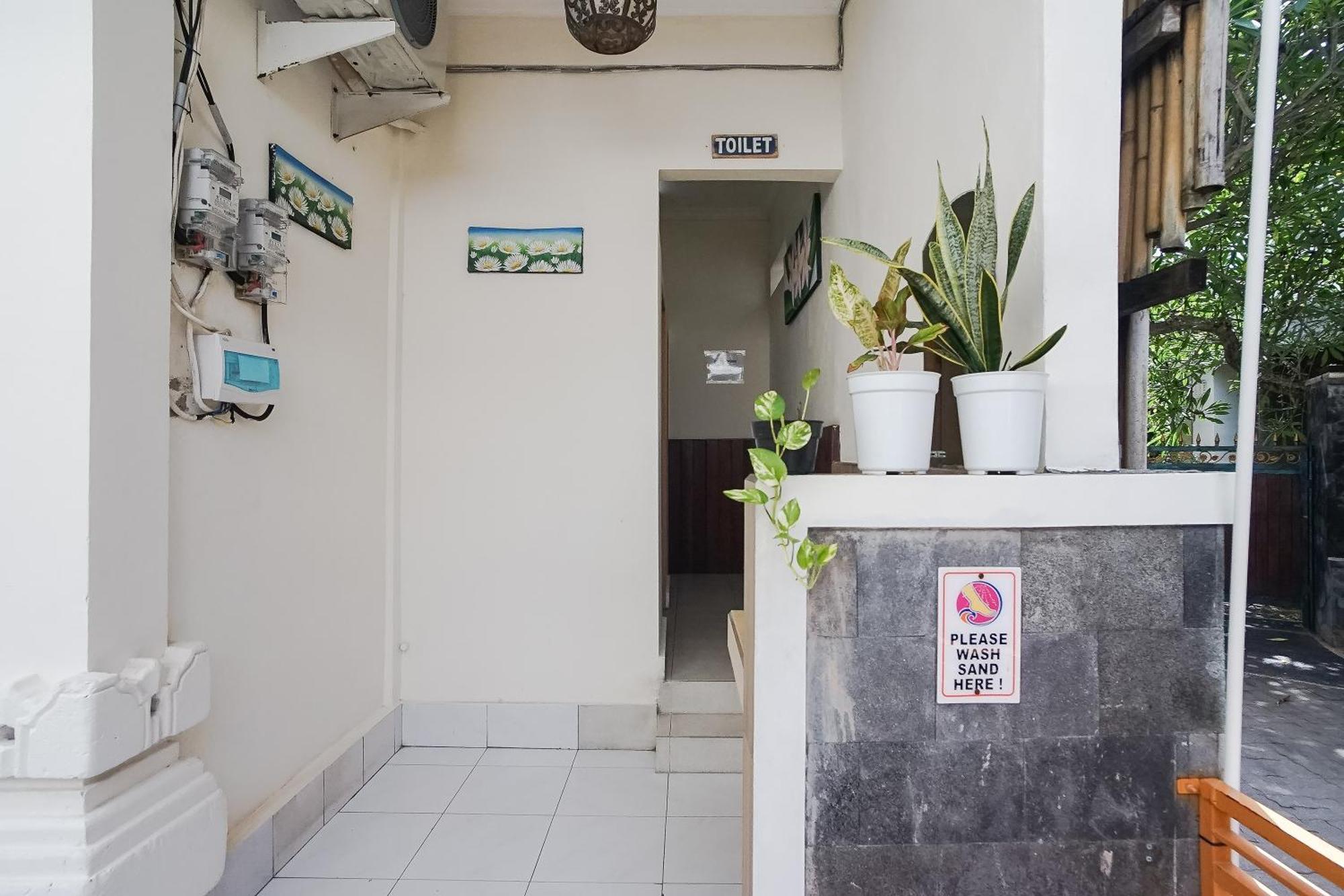 City Garden Bali Dwipa Hotel, Kuta Kuta  Exterior photo